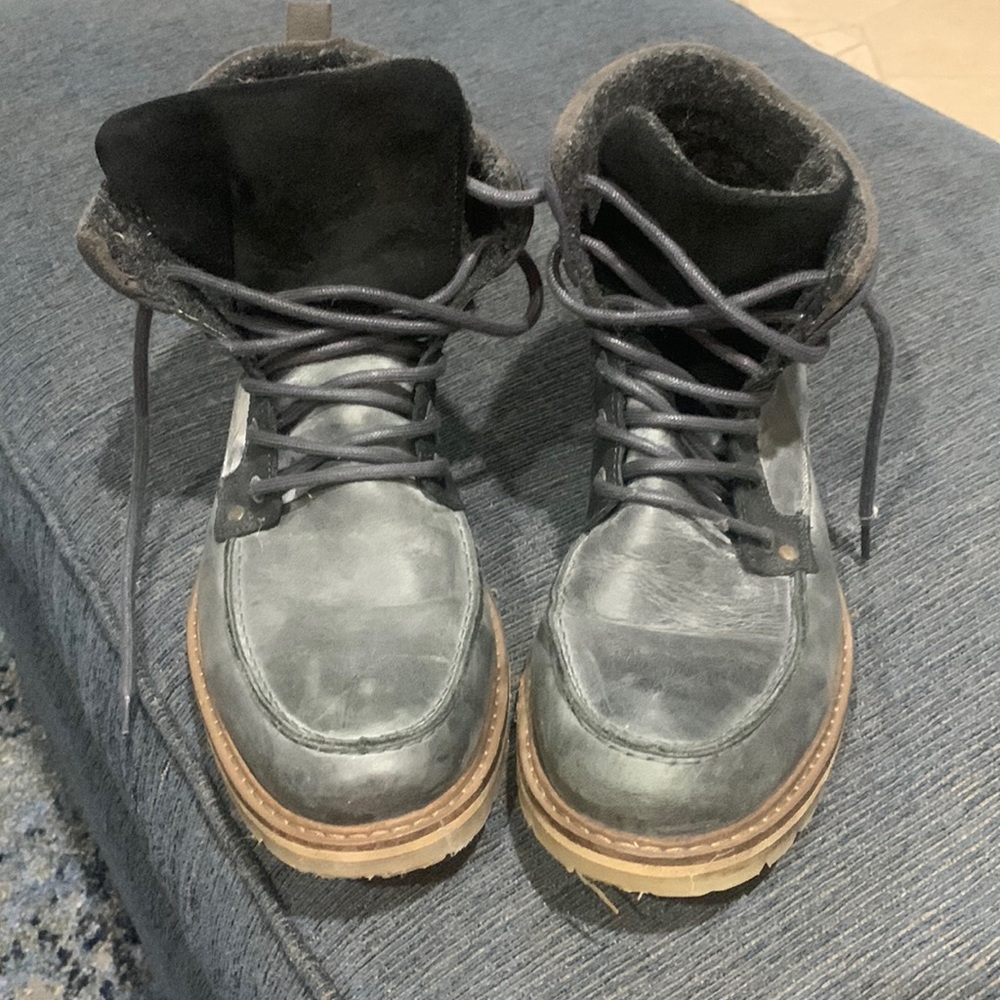 Steve Madden boot